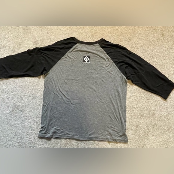 A Classic! Van’s Beach Authentic M 22 shirt from Michigan - Picture 4 of 4